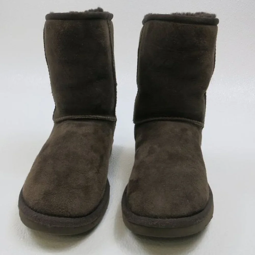UGG Australia Classic Short Insulated Winter Boots Big Kids sz 4 - Picture 4 of 6